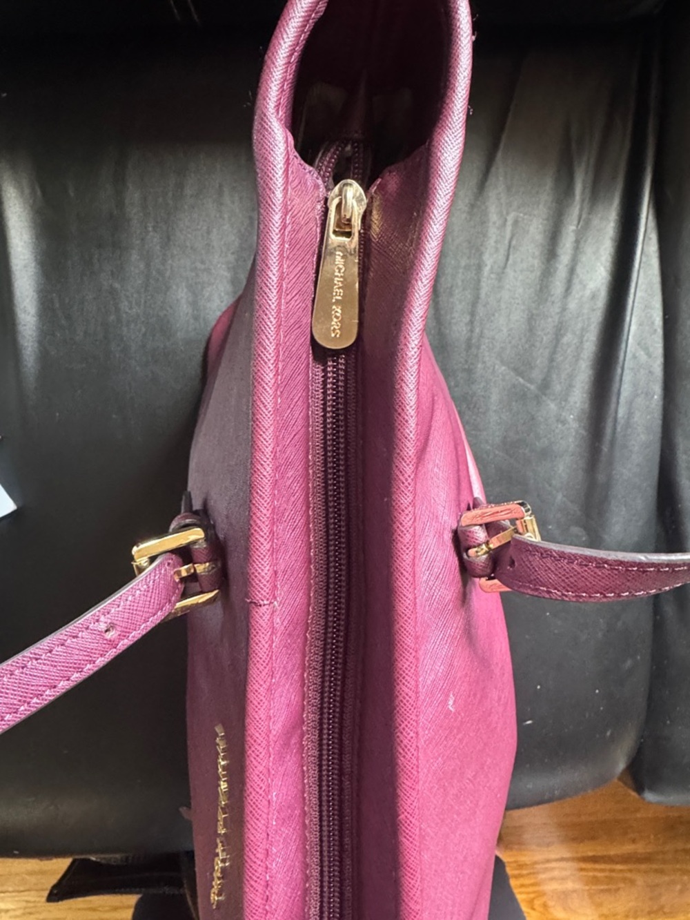 MICHAEL KORS Burgundy jet set Saffiano Leather Tote - Picture 11 of 12